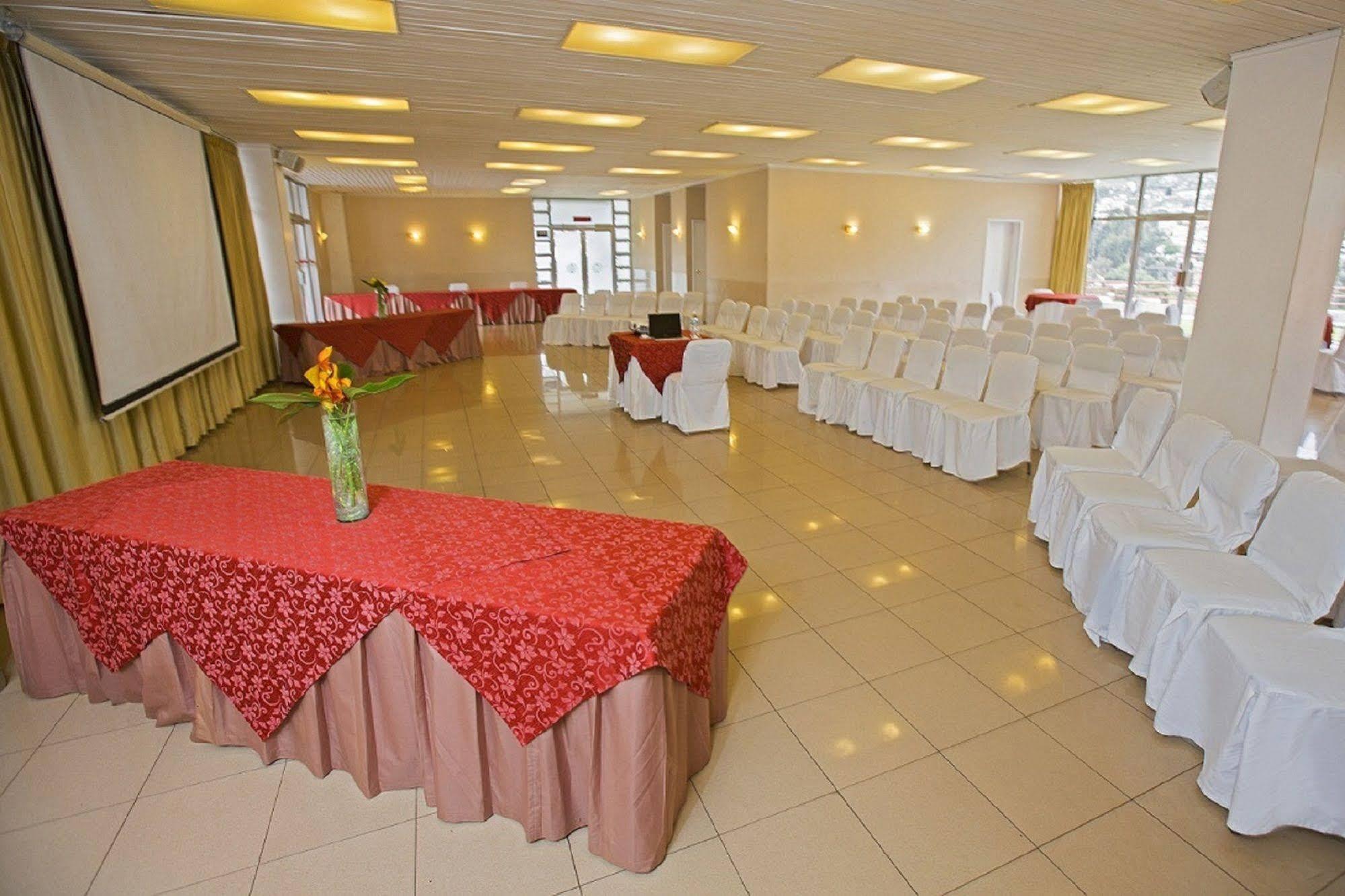 Hotel Ambato Exterior photo